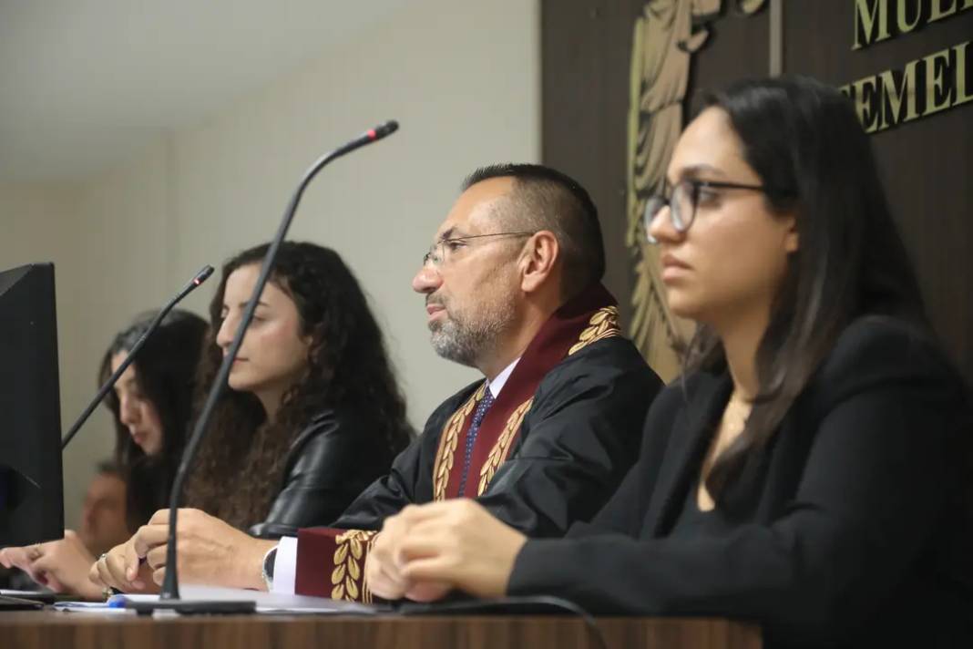 AÜ Hukuk Fakültesi’nde Mahkeme Kuruldu 2